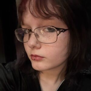 Meet your Posher, Cecilia